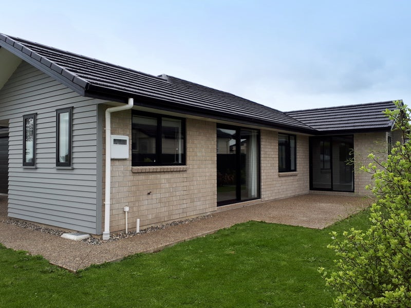 6 Stirling Street, Windsor, Invercargill - Carousel 1