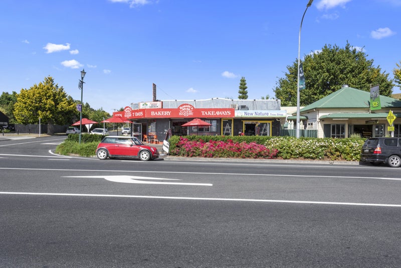 107 Main Road, Tirau - Carousel 23