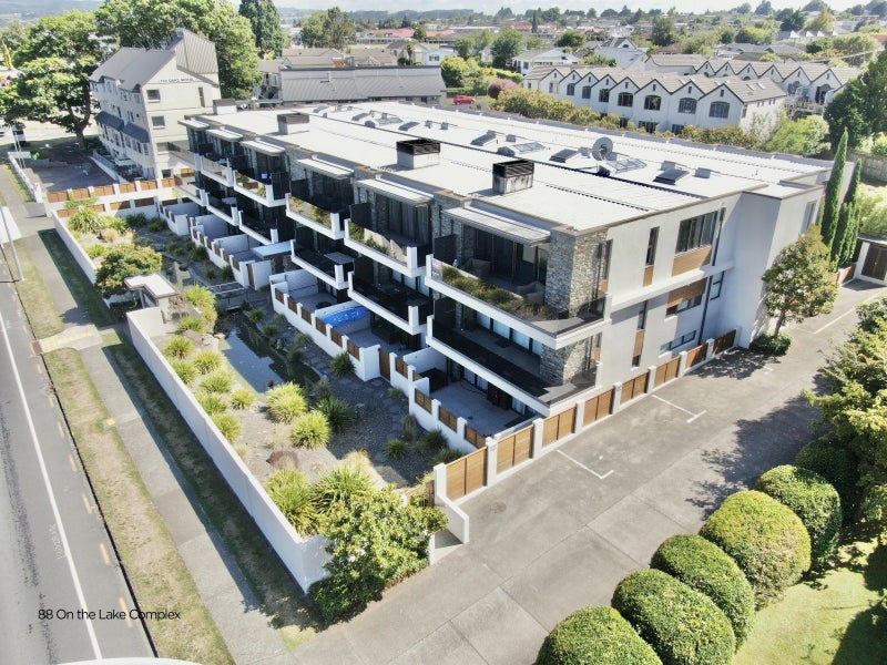 2/88 Lake Terrace, Taupo - Carousel 25