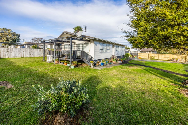 20 Fellbrook Street, Manurewa, Auckland - Carousel 2