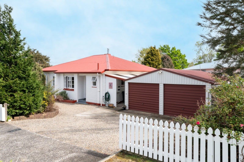 1 Gilchrist Street, Te Aroha, Te Aroha - Carousel 2
