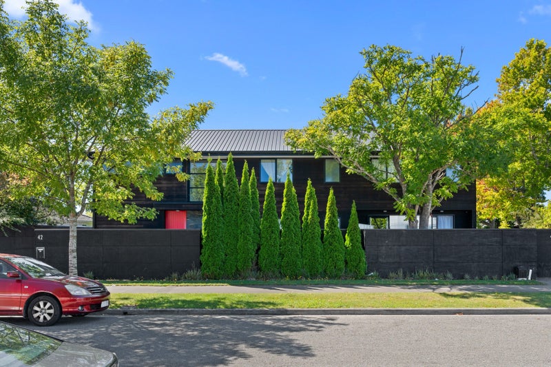 42 Newnham Terrace, Ilam, Christchurch City, Canterbury - Carousel 2