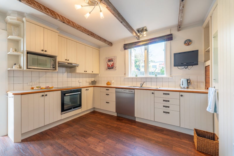 19 Nile Street, Highfield, Timaru - Carousel 2