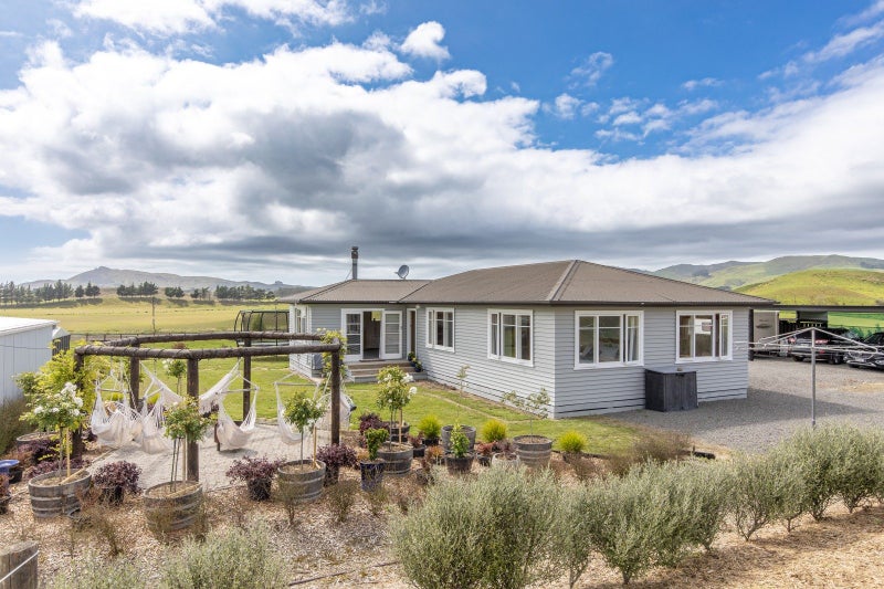 64 Long Range Road, Waipawa - Carousel 22