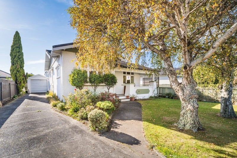 7 Albert Street, Palmerston North, Palmerston North - Carousel 1