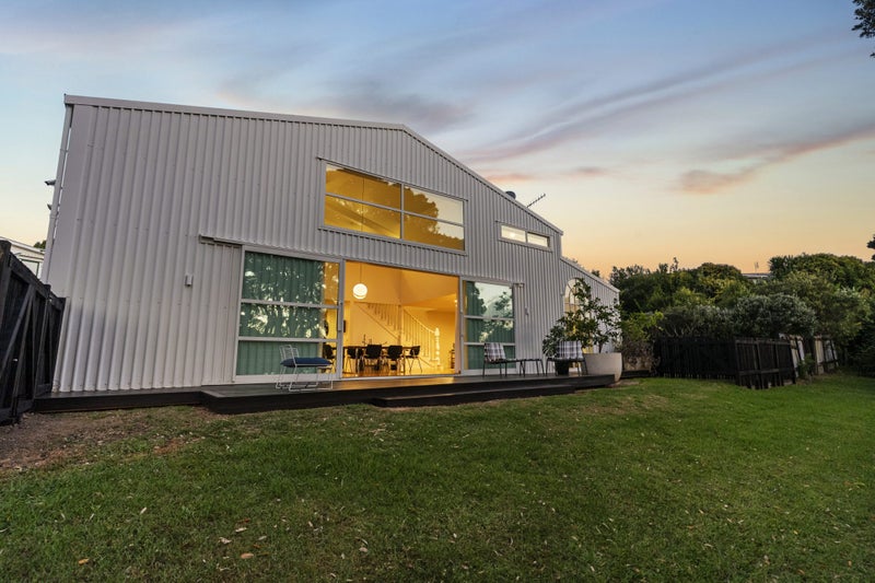 16A Renata Crescent, Te Atatu Peninsula, Auckland - Carousel 43