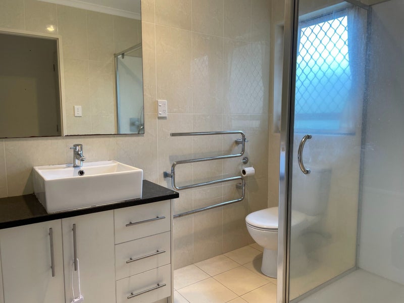 256C Great North Road, Henderson, Auckland - Carousel 5