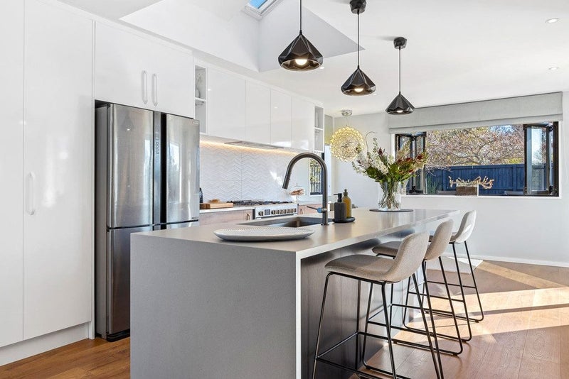 29 Tara Crescent, Woodend, Woodend - Carousel 2