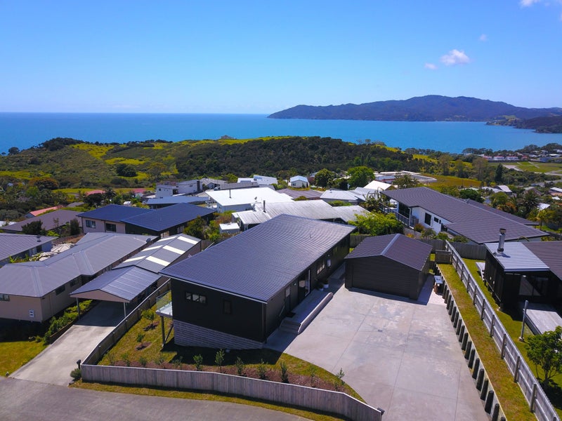 6 Sunset Heights, Cable Bay, Cable Bay - Carousel 2