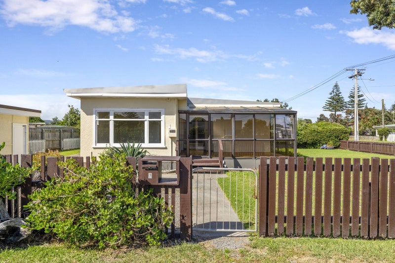 1 Toi Street, Otaki Beach, Otaki - Carousel 2