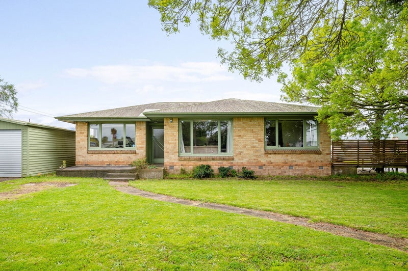 11 Hilton Road, St Andrews, Hamilton - Carousel 2