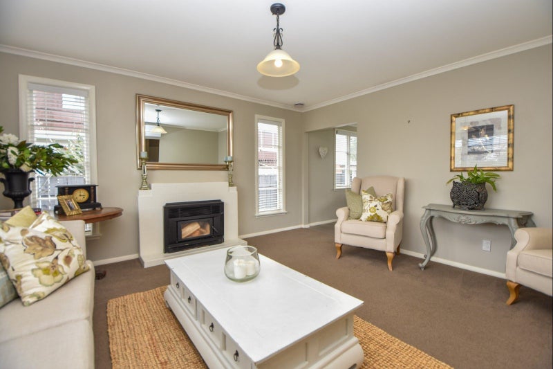 69 Nelson Crescent, Carterton - Carousel 2