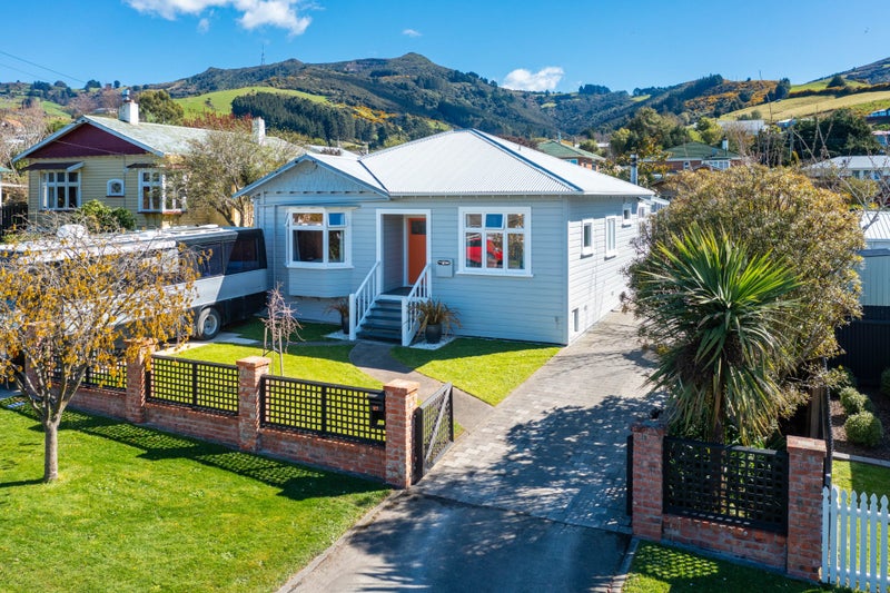 27 Blackman Avenue, Sawyers Bay, Port Chalmers - Carousel 1