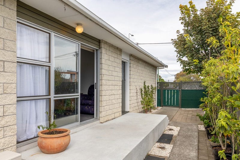 1/35 Estuary Road, New Brighton, Christchurch - Carousel 1