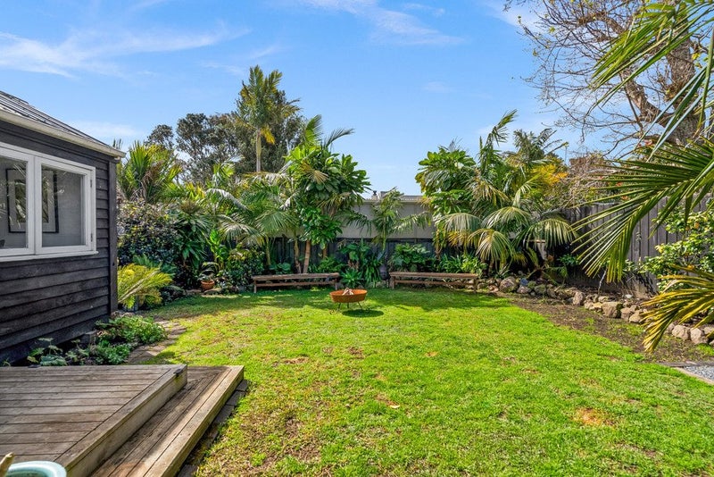 6 Domain RD, Onerahi, Whangarei  - Carousel 25