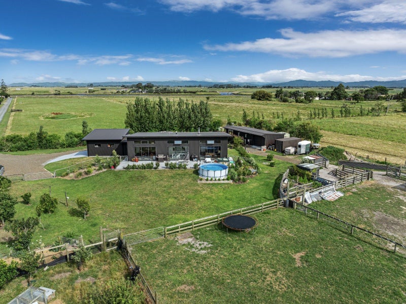 95B Thornton Beach Road, Thornton, Whakatane - Carousel 2