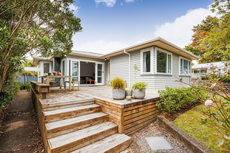 26 Swansea Street, Hokowhitu, Palmerston North - Carousel 1