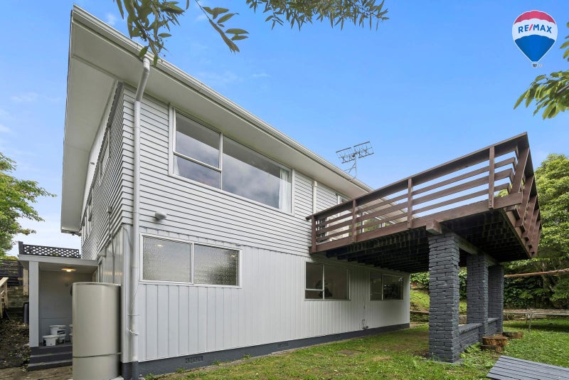 86 Holborn Drive, Stokes Valley, Lower Hutt, Wellington - Carousel 2