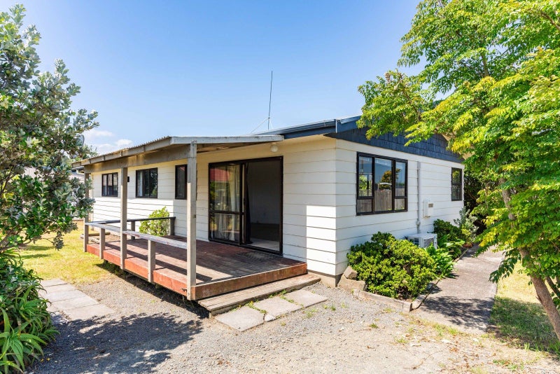 15 Bledisloe Street, Kurow, Kurow - Carousel 1