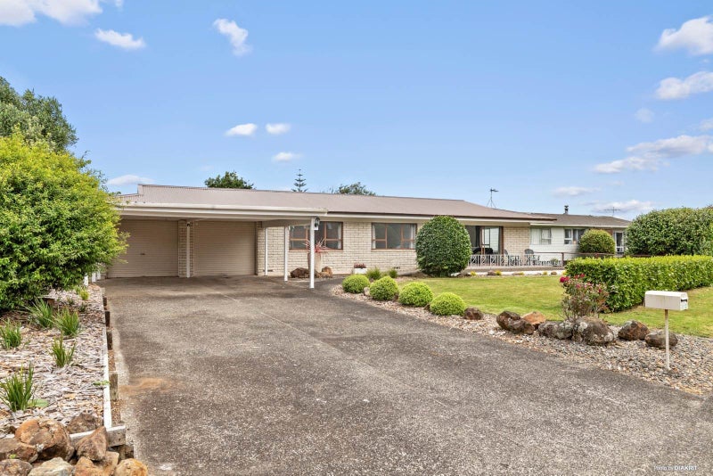 112 Racecourse Road, Waiuku, Waiuku - Carousel 1