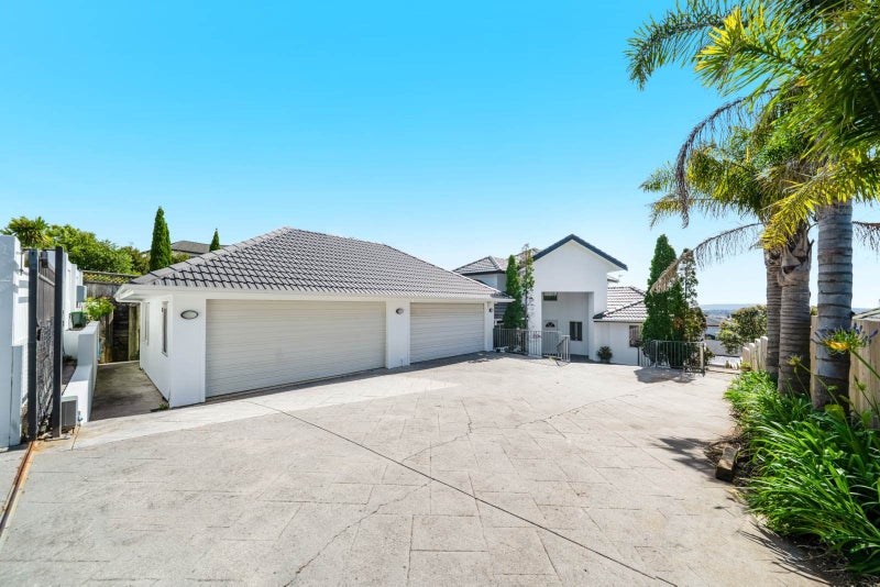 63 Goodwood Drive, Goodwood Heights, Auckland - Carousel 1