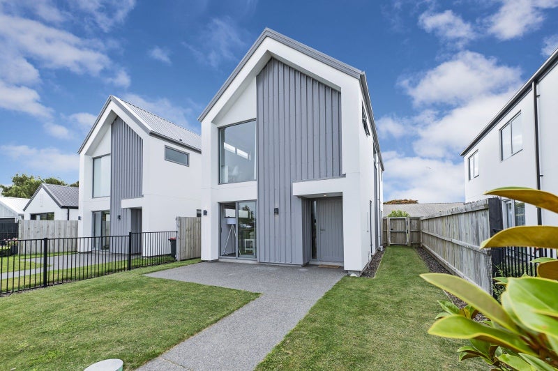 13 Franco Road, Halswell, Christchurch - Carousel 1
