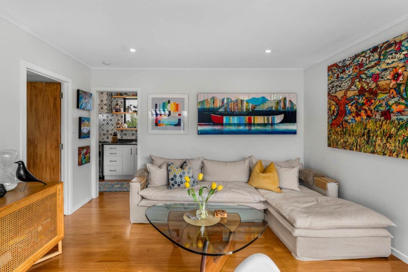 2/53 Hawera Road, Kohimarama, Auckland - Carousel 1