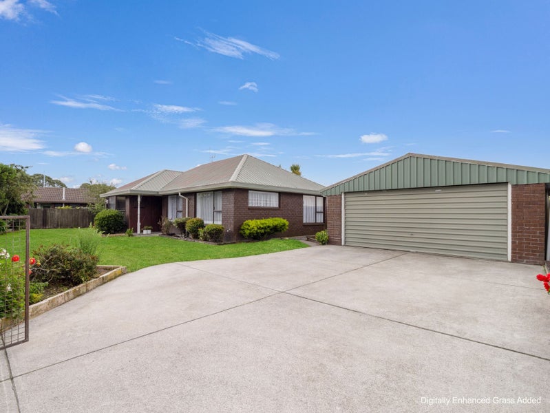 8 Peebles Drive, Hei Hei, Christchurch - Carousel 1