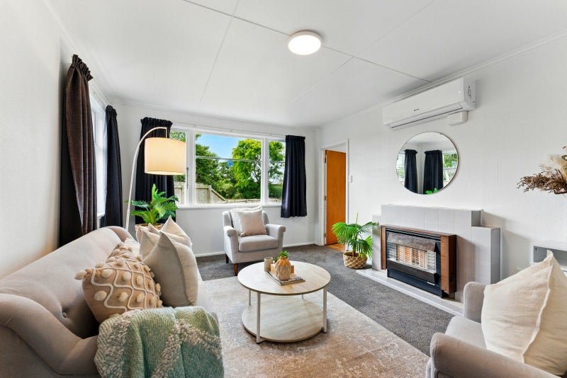 12 Denbigh Place, Awapuni, Palmerston North - Carousel 2