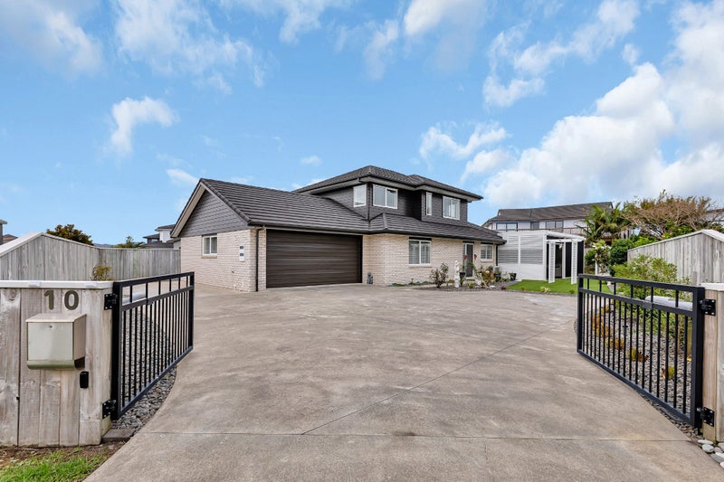 10 Mariners Haven, One Tree Point - Carousel 1