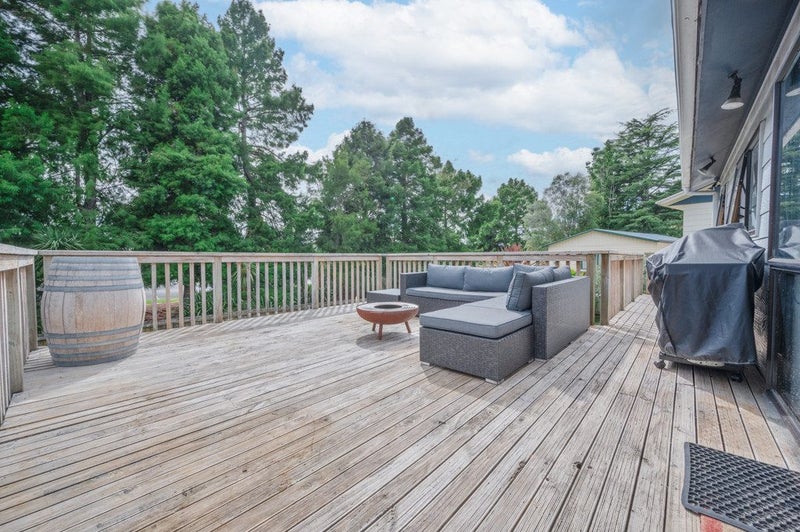 6 Mahoe Glade, Patumahoe, Pukekohe - Carousel 1