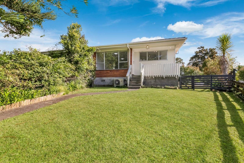 3/70 Kaurilands Road, Titirangi, Auckland - Carousel 1