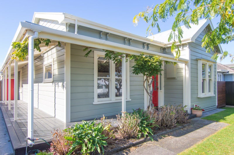 24 Alfred Street, Roslyn, Palmerston North - Carousel 1