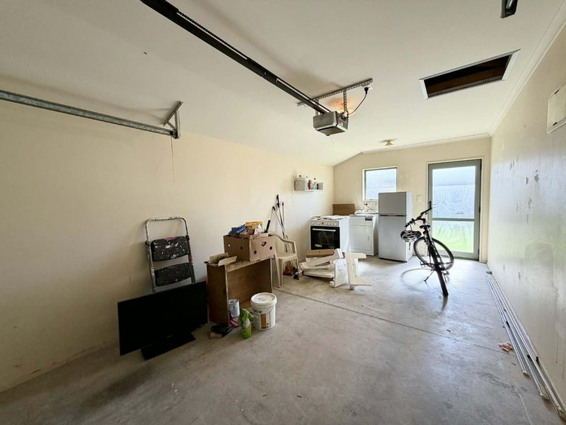 21 Clemow Road, Fitzroy, New Plymouth - Carousel 19