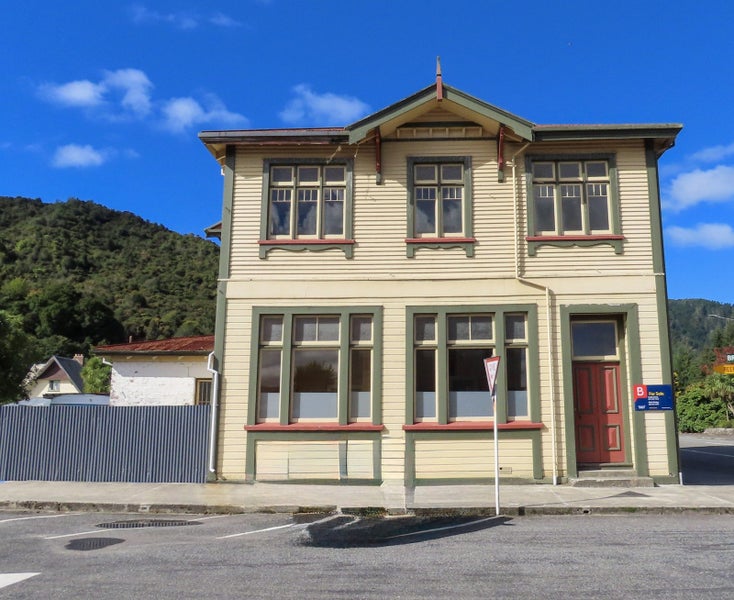 28 Broadway, Reefton, Reefton - Carousel 1