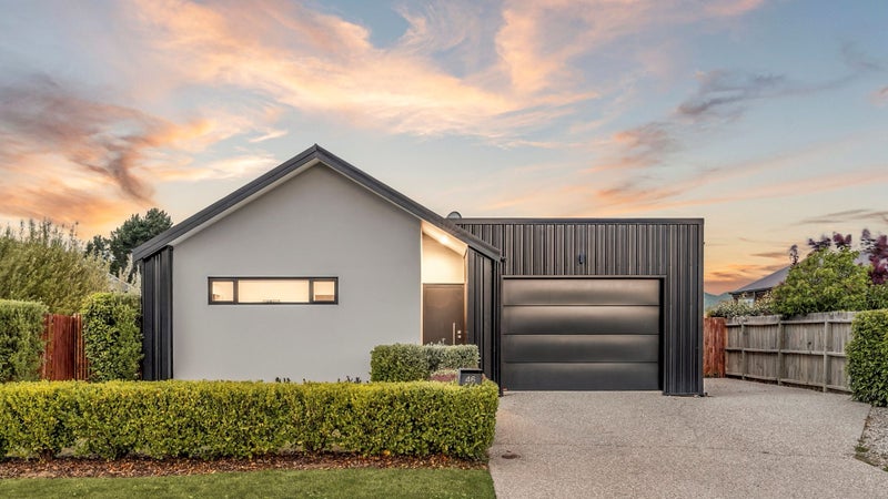 46 Mount Creighton Crescent, Wanaka - Carousel 1