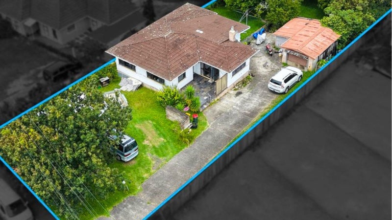 48 Bleakhouse Road, Howick, Auckland - Carousel 1