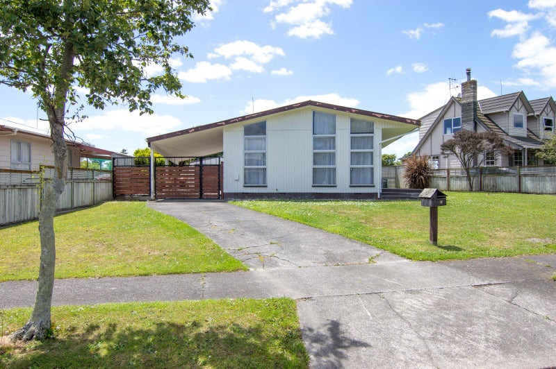 9 Pinedale Parade, Milson, Palmerston North - Carousel 19