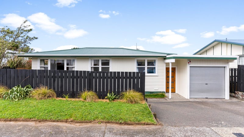 29 Branscombe Street, Johnsonville, Wellington - Carousel 1