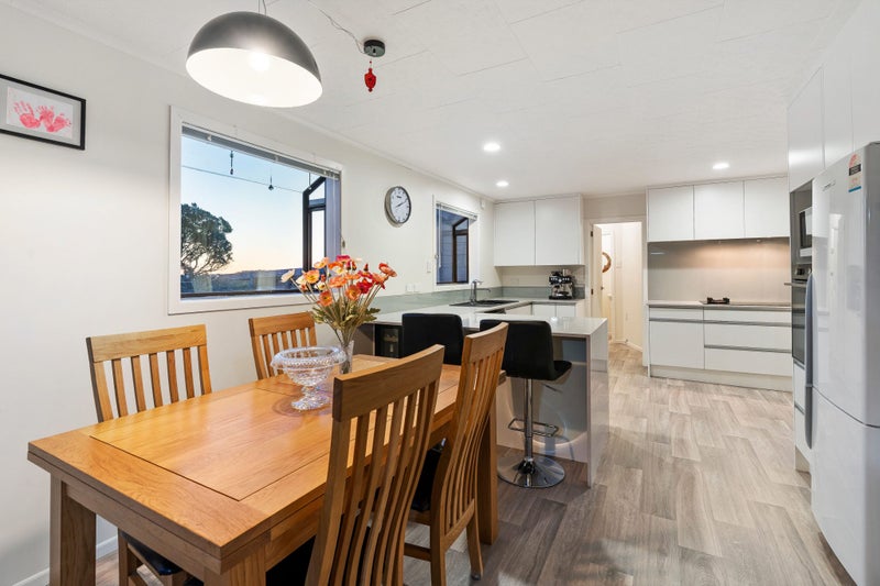 76 Stanley Road, Glenfield, Auckland - Carousel 2