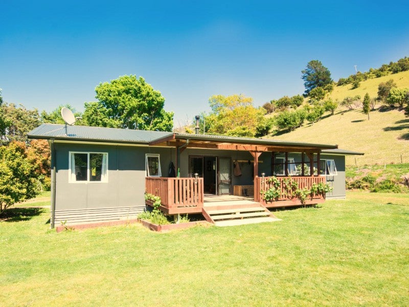 5820 Kenepuru Road, Picton - Carousel 2