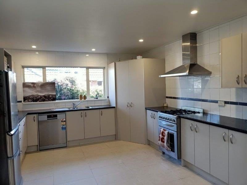 11 Kendal Avenue, Burnside, Christchurch - Carousel 2