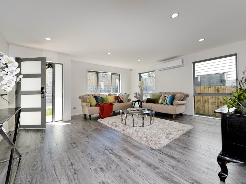 20D Kaurilands Road, Titirangi, Auckland - Carousel 1