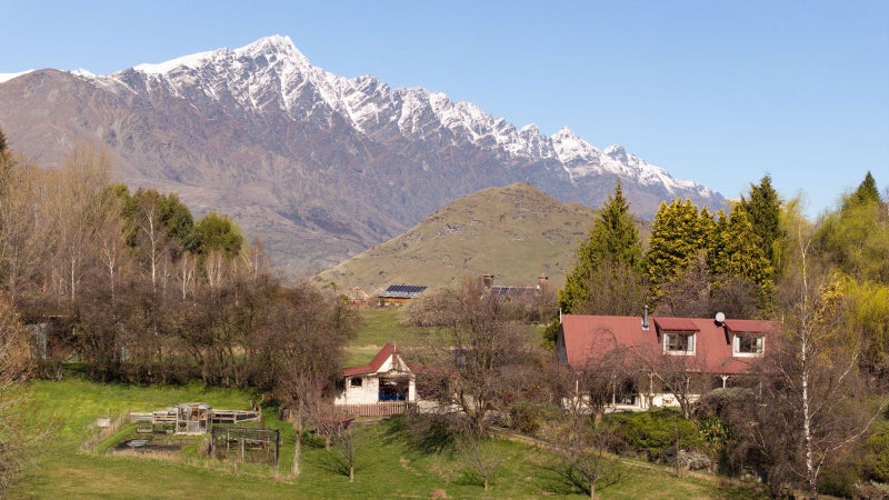 35 Mountain View Road, Dalefield, Queenstown - Carousel 1