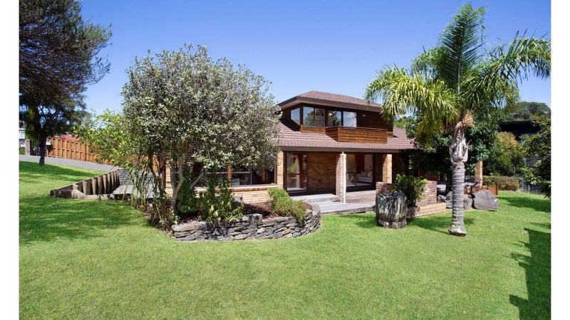 1029 Beach Road, Torbay, Auckland - Carousel 1
