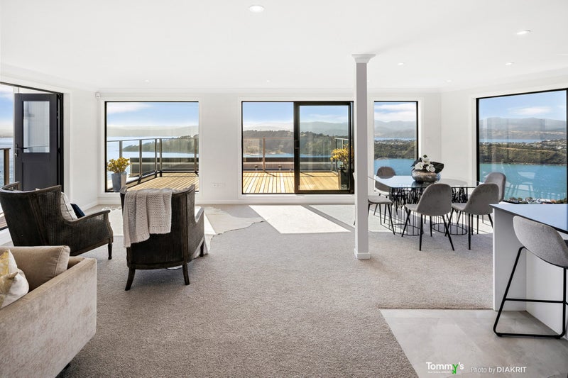 2/25 Thane Road, Roseneath, Wellington - Carousel 1
