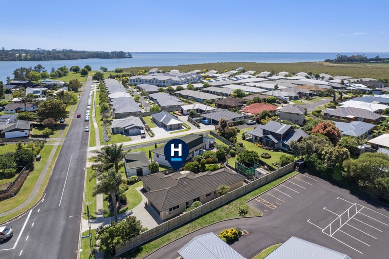 163 Park Road, Katikati, Katikati - Carousel 1