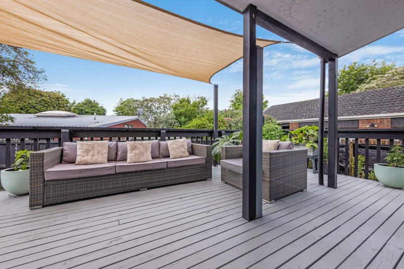 2/90 Wattle Farm Road, Wattle Downs, Auckland - Carousel 2
