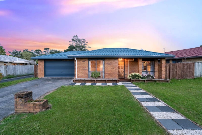 35 Waimoko Glen, Swanson, Auckland - Carousel 1