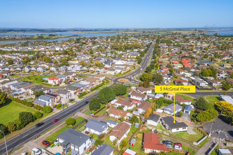 5 McGreal Place, Weymouth, Auckland - Carousel 17